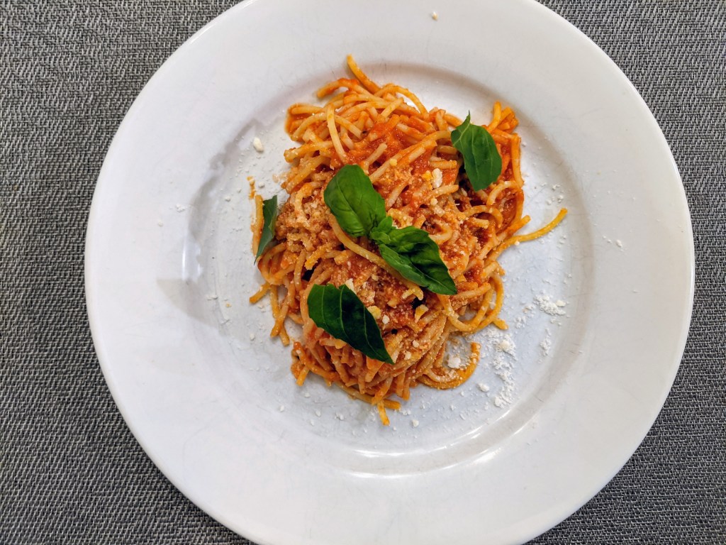 Spaghetti al Pomodoro - top